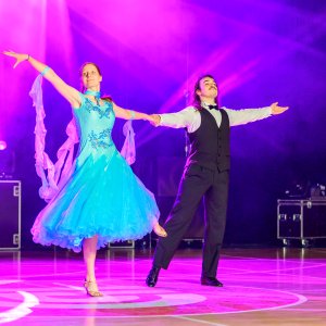 PLESNI TEČAJI ZA ODRASLE PLESNI TEČAJI ZA ODRASLE